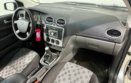 Ford Focus II рестайлинг, 2006 год, 399 800 рублей, 3 фотография