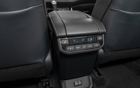 Toyota Highlander, 2025 год, 5 500 000 рублей, 16 фотография