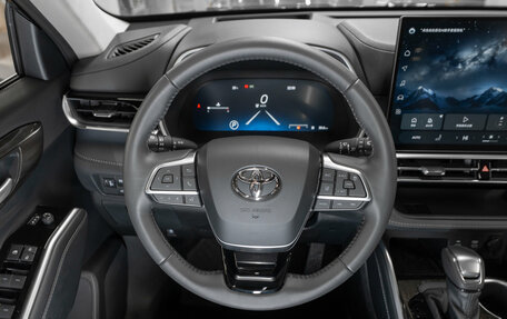 Toyota Highlander, 2025 год, 5 500 000 рублей, 11 фотография