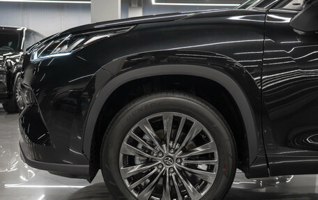 Toyota Highlander, 2025 год, 5 500 000 рублей, 29 фотография