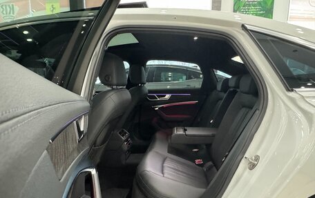 Audi A6, 2024 год, 4 700 013 рублей, 15 фотография