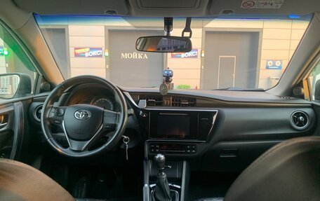 Toyota Auris II, 2018 год, 1 720 000 рублей, 7 фотография