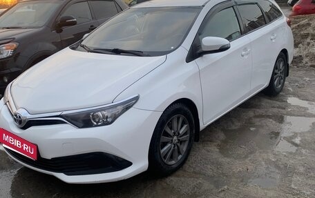 Toyota Auris II, 2018 год, 1 720 000 рублей, 3 фотография