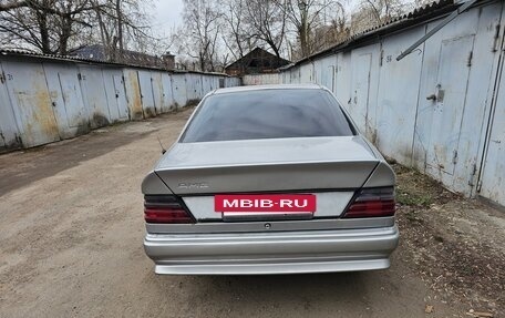 Mercedes-Benz W124, 1992 год, 450 000 рублей, 4 фотография