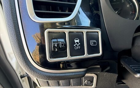 Mitsubishi Outlander III рестайлинг 3, 2012 год, 1 450 000 рублей, 19 фотография