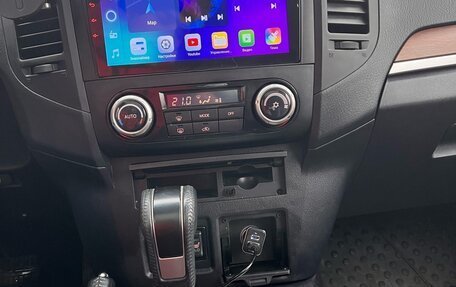 Mitsubishi Pajero IV, 2008 год, 1 690 000 рублей, 8 фотография