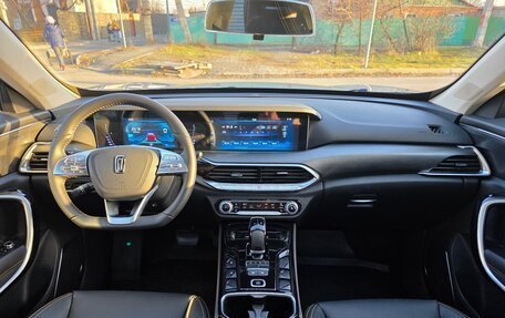 FAW Bestune T77, 2024 год, 1 900 000 рублей, 9 фотография