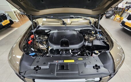 Land Rover Defender II, 2024 год, 8 180 013 рублей, 5 фотография