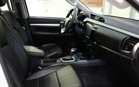 Toyota Hilux VIII, 2025 год, 8 500 000 рублей, 17 фотография