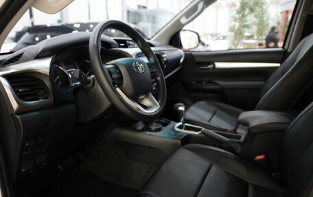 Toyota Hilux VIII, 2025 год, 8 500 000 рублей, 14 фотография