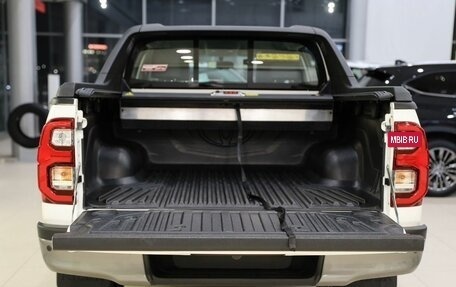 Toyota Hilux VIII, 2025 год, 8 500 000 рублей, 10 фотография