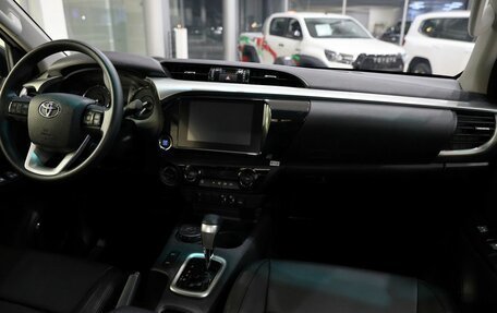 Toyota Hilux VIII, 2025 год, 8 500 000 рублей, 18 фотография