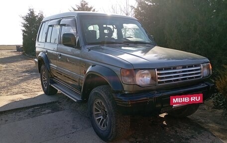 Mitsubishi Pajero III рестайлинг, 1993 год, 700 000 рублей, 2 фотография