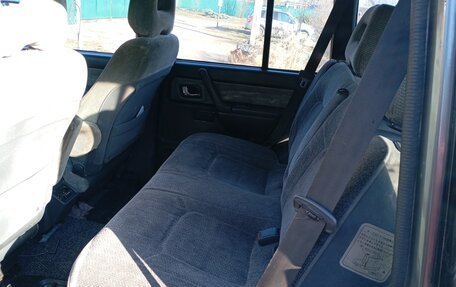 Mitsubishi Pajero III рестайлинг, 1993 год, 700 000 рублей, 19 фотография