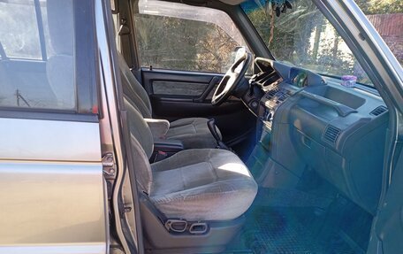 Mitsubishi Pajero III рестайлинг, 1993 год, 700 000 рублей, 27 фотография