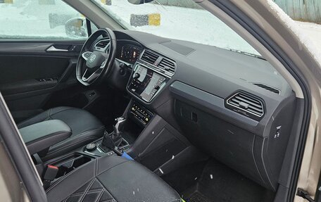 Volkswagen Tiguan II, 2021 год, 2 890 000 рублей, 7 фотография