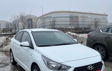 Hyundai Solaris II рестайлинг, 2017 год, 1 190 000 рублей, 2 фотография