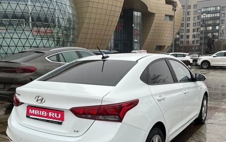 Hyundai Solaris II рестайлинг, 2017 год, 1 190 000 рублей, 4 фотография