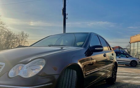 Mercedes-Benz C-Класс, 2006 год, 700 000 рублей, 2 фотография