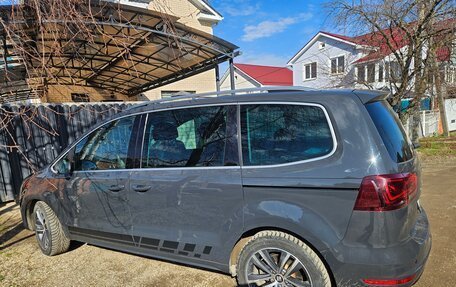 SEAT Alhambra II рестайлинг, 2017 год, 2 600 000 рублей, 4 фотография