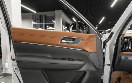 Nissan Pathfinder, 2024 год, 6 000 000 рублей, 20 фотография