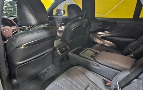 Lexus LS IV, 2023 год, 8 500 013 рублей, 15 фотография