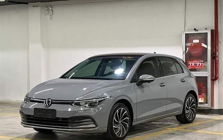 Volkswagen Golf VIII, 2022 год, 1 790 000 рублей, 1 фотография
