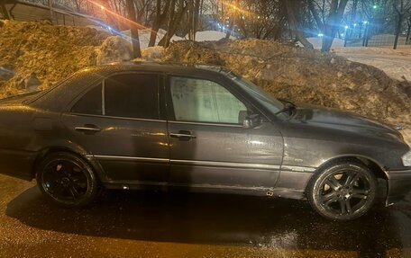 Mercedes-Benz C-Класс, 1999 год, 320 000 рублей, 1 фотография