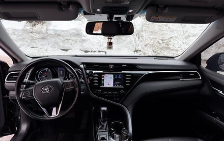 Toyota Camry, 2019 год, 2 830 000 рублей, 1 фотография