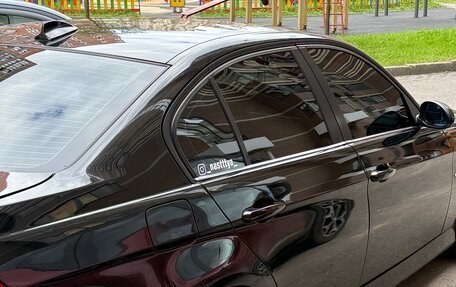 BMW 3 серия, 2006 год, 900 000 рублей, 1 фотография