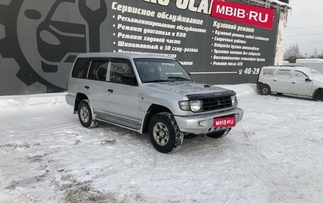 Mitsubishi Pajero III рестайлинг, 2002 год, 690 000 рублей, 1 фотография