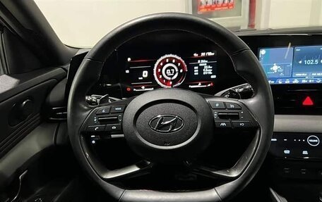 Hyundai Elantra, 2022 год, 1 590 000 рублей, 10 фотография