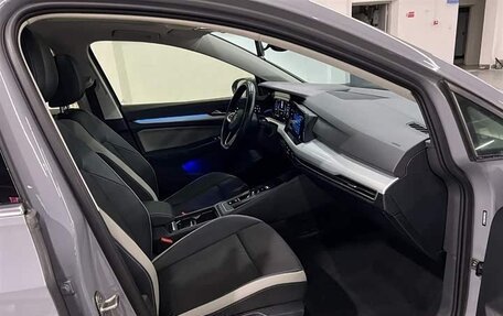 Volkswagen Golf VIII, 2022 год, 1 790 000 рублей, 11 фотография