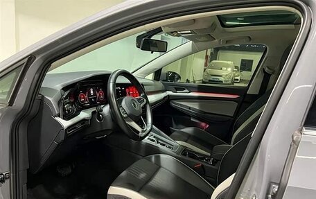 Volkswagen Golf VIII, 2022 год, 1 790 000 рублей, 8 фотография