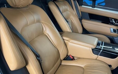 Land Rover Range Rover IV рестайлинг, 2021 год, 9 745 000 рублей, 12 фотография