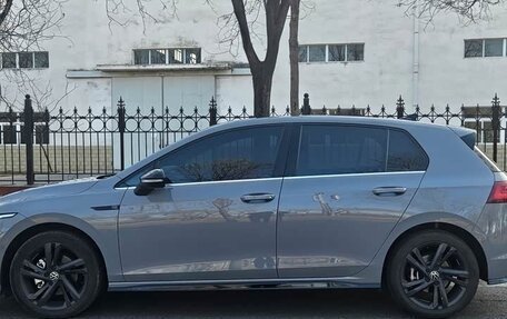 Volkswagen Golf VIII, 2021 год, 1 690 000 рублей, 2 фотография