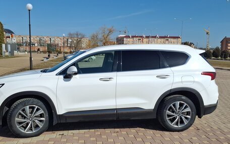 Hyundai Santa Fe IV, 2019 год, 2 500 000 рублей, 4 фотография