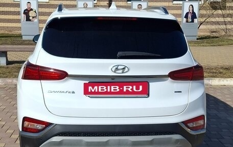 Hyundai Santa Fe IV, 2019 год, 2 500 000 рублей, 3 фотография