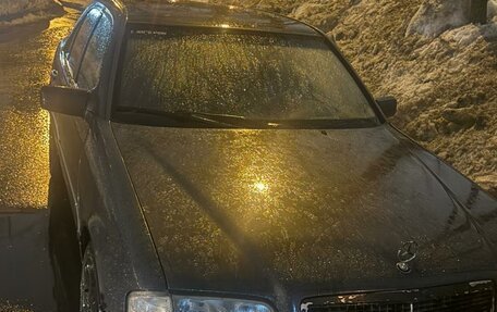 Mercedes-Benz C-Класс, 1999 год, 320 000 рублей, 2 фотография