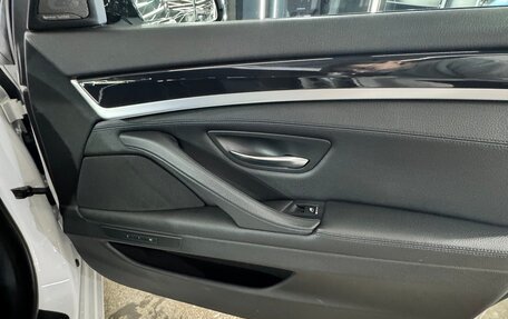 BMW 5 серия, 2016 год, 3 300 000 рублей, 15 фотография