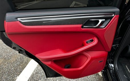 Porsche Macan I рестайлинг, 2015 год, 4 400 000 рублей, 4 фотография