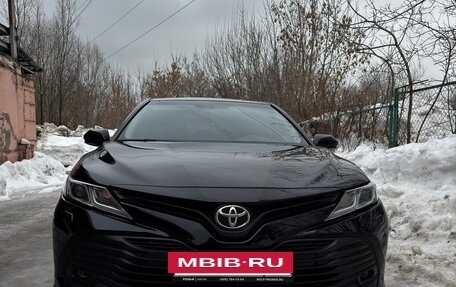 Toyota Camry, 2019 год, 2 830 000 рублей, 10 фотография