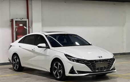 Hyundai Elantra, 2021 год, 1 490 000 рублей, 3 фотография