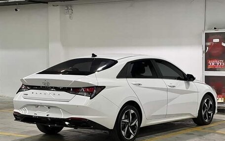 Hyundai Elantra, 2021 год, 1 490 000 рублей, 5 фотография