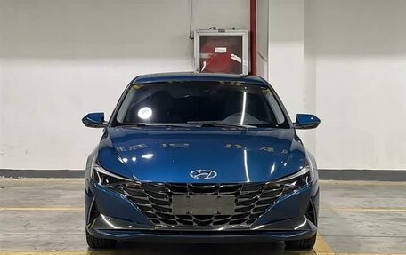 Hyundai Elantra, 2023 год, 1 690 000 рублей, 2 фотография