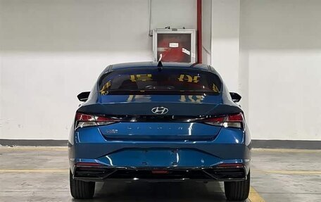 Hyundai Elantra, 2023 год, 1 690 000 рублей, 6 фотография