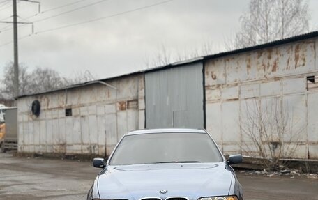 BMW 5 серия, 2001 год, 800 000 рублей, 3 фотография