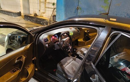 Volkswagen Polo VI (EU Market), 2013 год, 890 000 рублей, 4 фотография