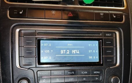 Volkswagen Polo VI (EU Market), 2013 год, 890 000 рублей, 3 фотография