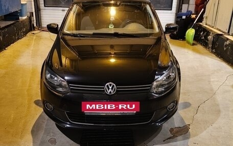 Volkswagen Polo VI (EU Market), 2013 год, 890 000 рублей, 13 фотография